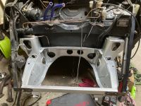 Subframe_gemonteerd_met_nieuwe_remleidingen